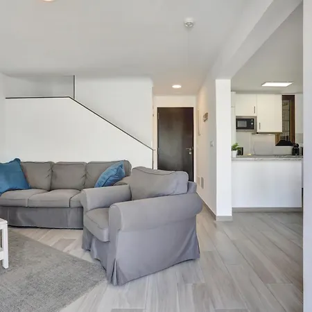 Golden Sand, Heated Pool, Air Con, Bbq Apartment Costa Adeje (Tenerife)