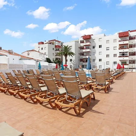 Golden Sand, Heated Pool, Air Con, Bbq *